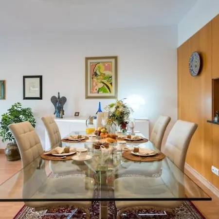 Appartement At Marina Park With Pool #1959 Lagos