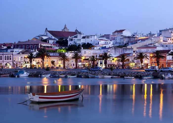 At Marina Park With Pool #1959 라고스