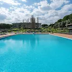 Apartment At Marina Park With Pool #1959