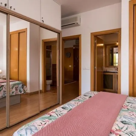 At Marina Park With Pool #1959 Lagos